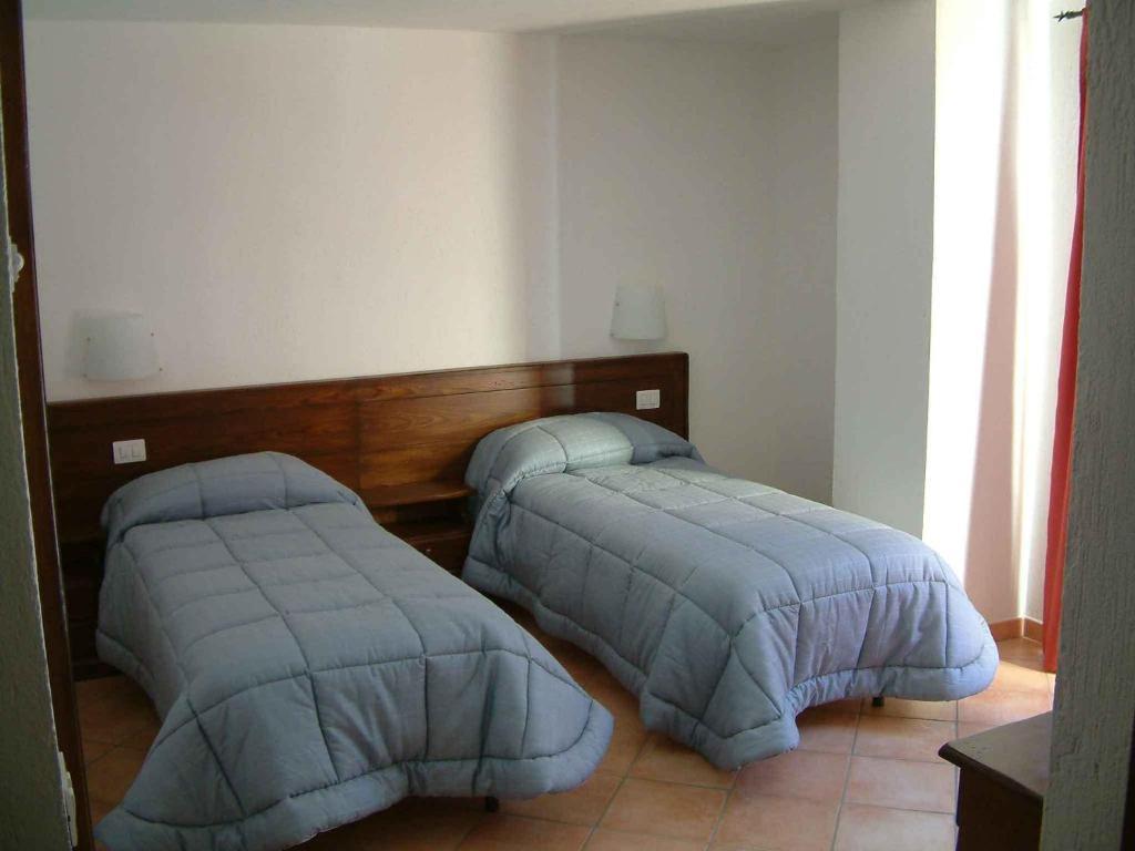 ברוסון Agriturismo Les Hiboux חדר תמונה